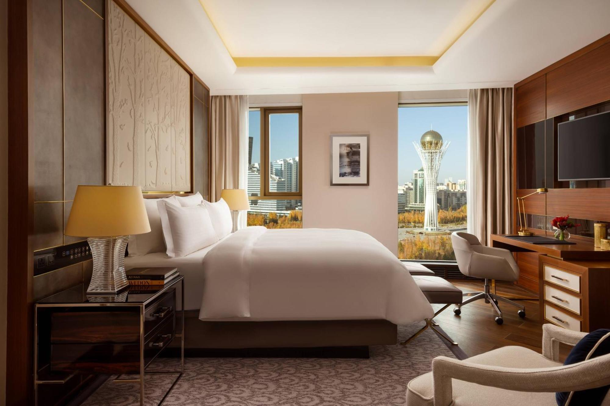 The Ritz-Carlton, Astana Hotel Buitenkant foto