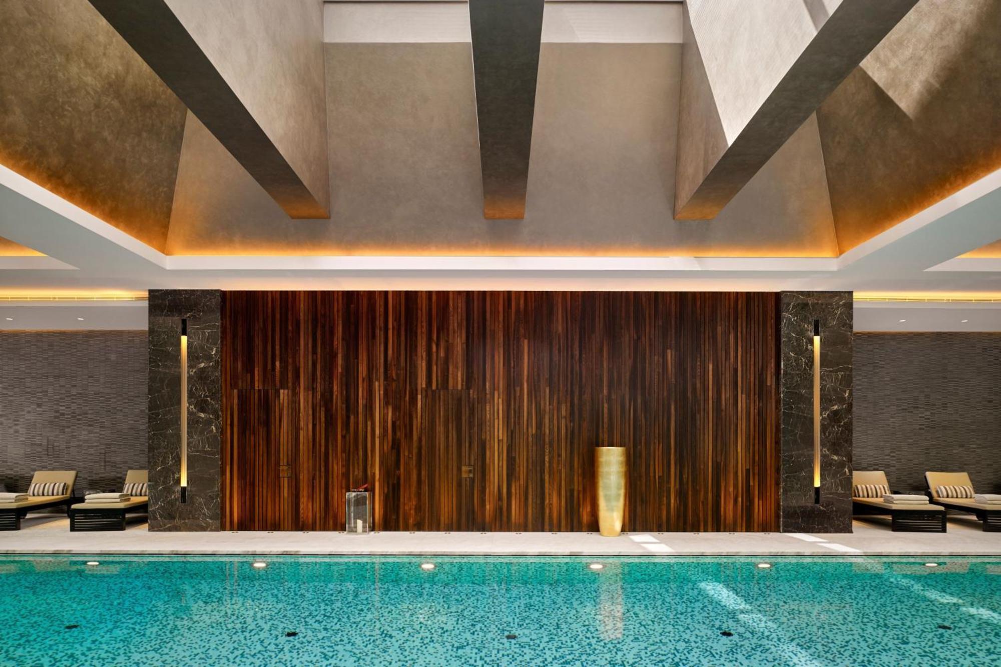 The Ritz-Carlton, Astana Hotel Buitenkant foto