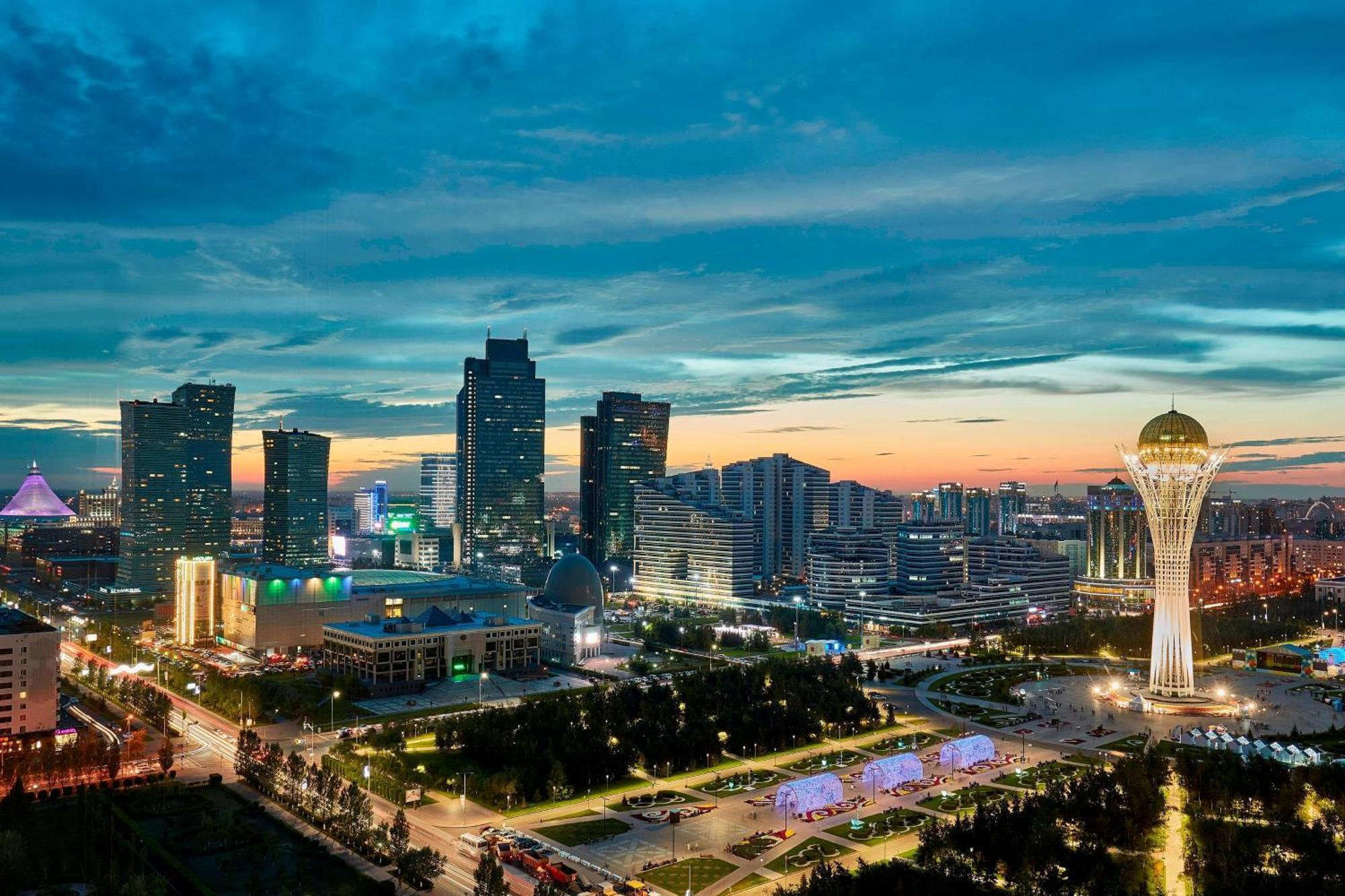 The Ritz-Carlton, Astana Hotel Buitenkant foto