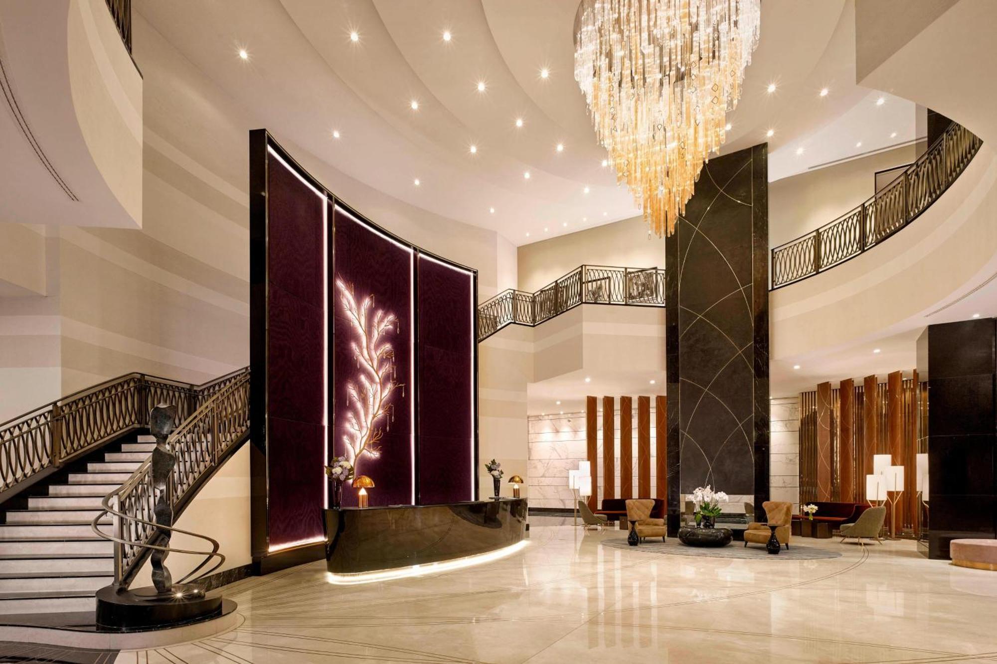 The Ritz-Carlton, Astana Hotel Buitenkant foto