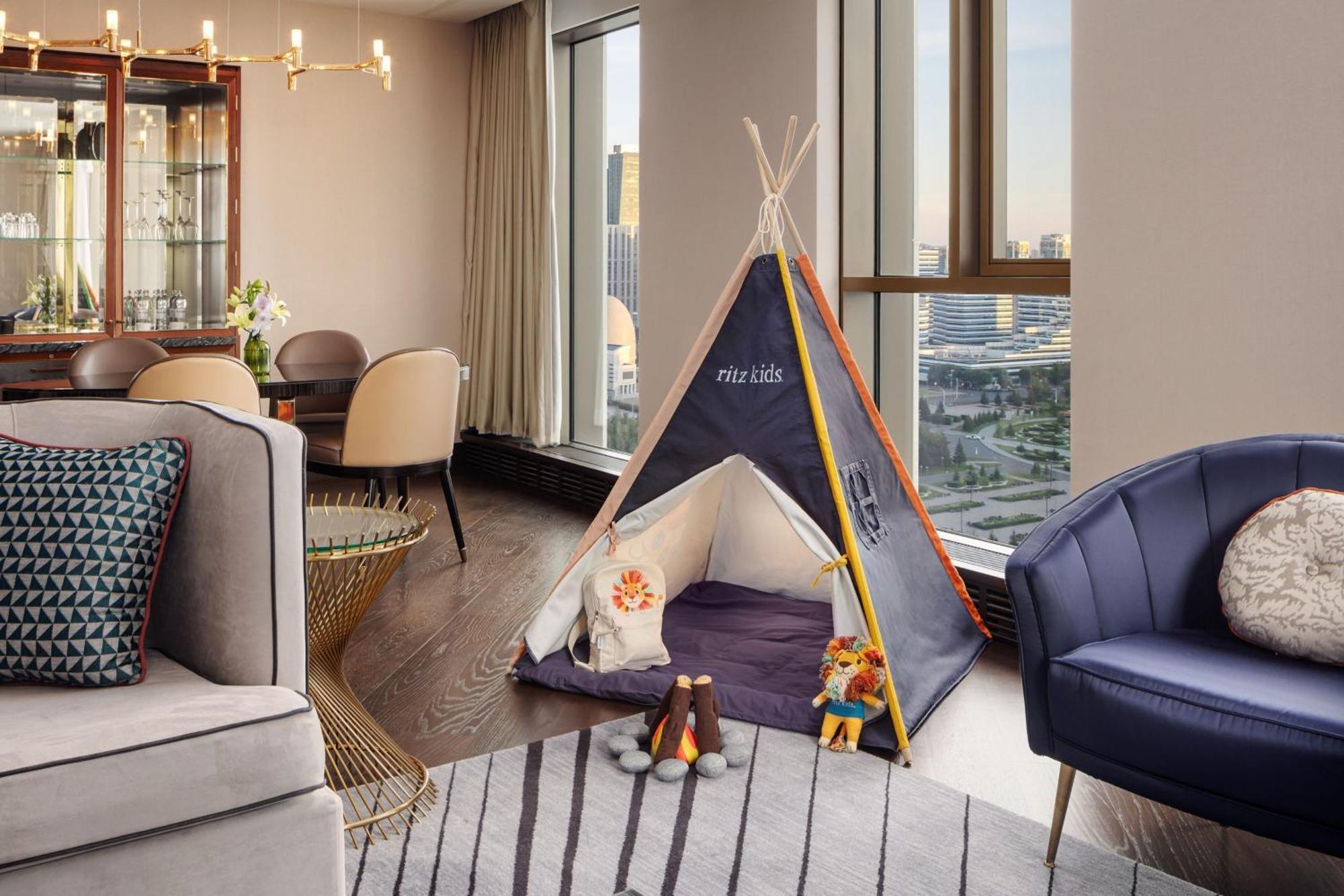 The Ritz-Carlton, Astana Hotel Buitenkant foto